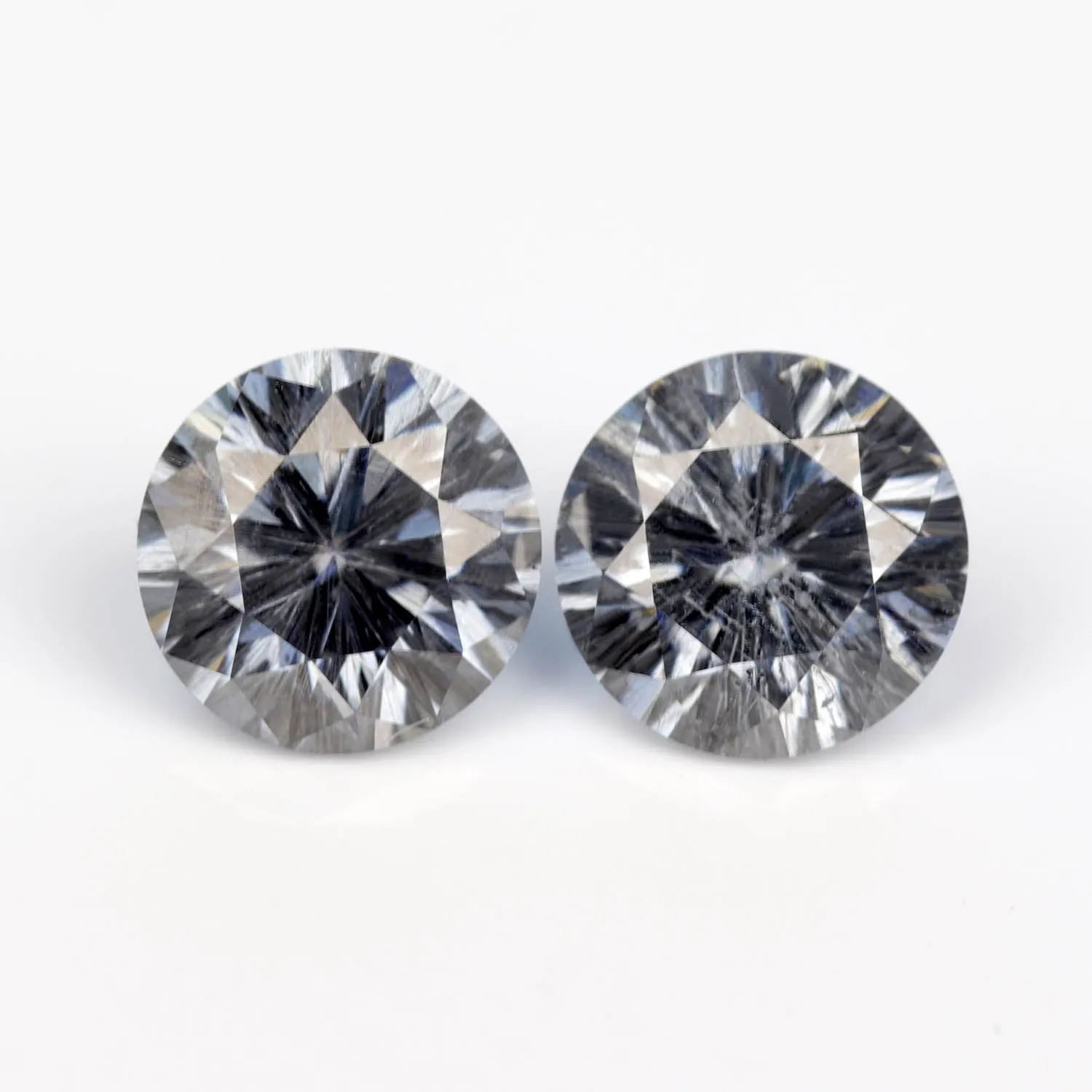 5.3mm Round Salt & Pepper Gray Moissanite