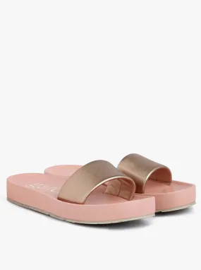 Adiela Sandal