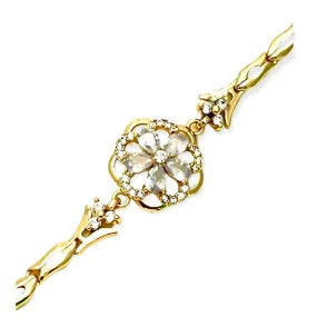 Cz clear flower bracelet in 18kts of gold plated