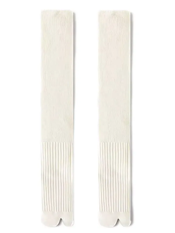 Knee-High Ribbed Tabi Socks - White