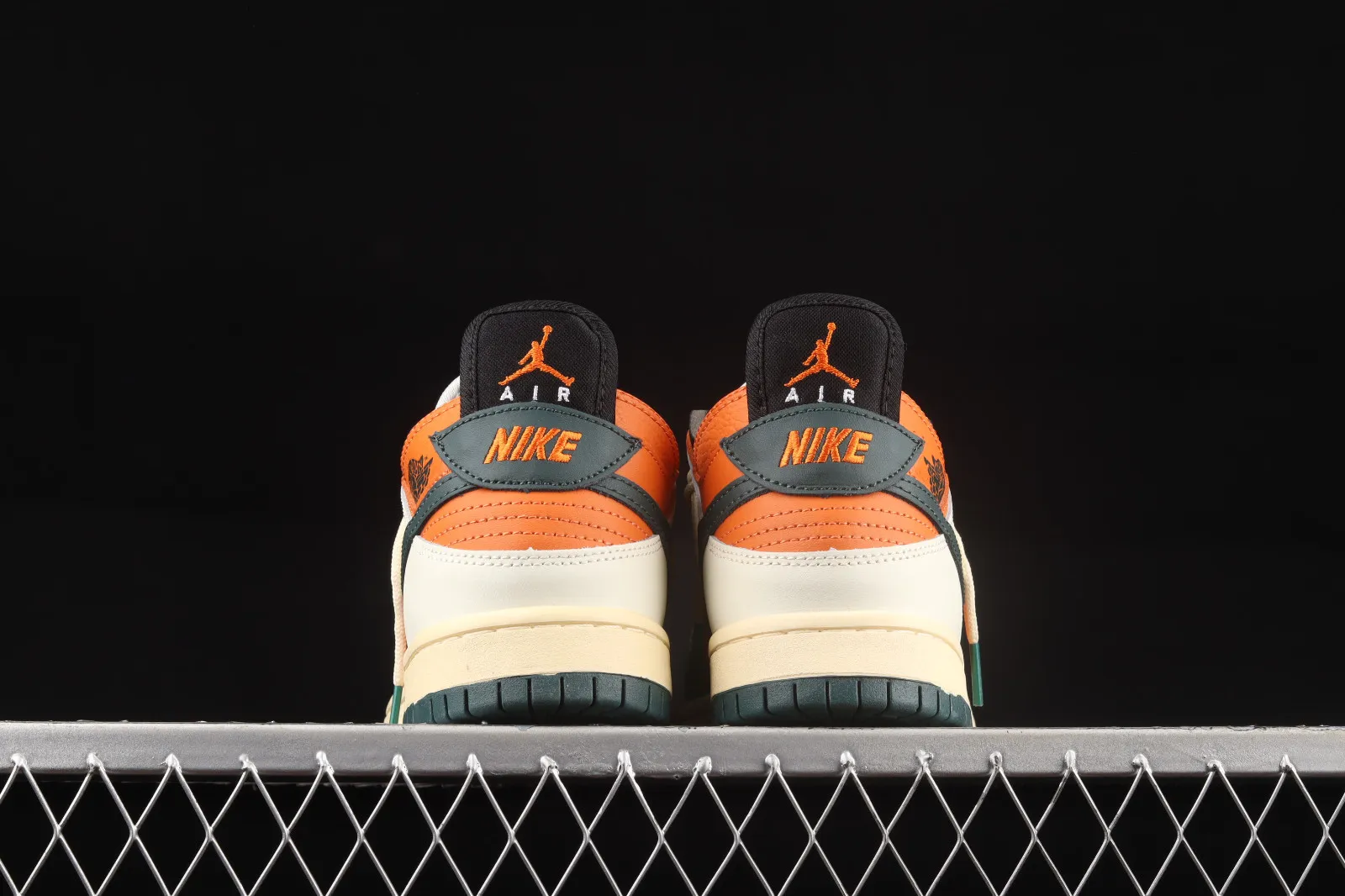 Nike SB Dunk Low Olive Green Total Orange White BQ6817-186