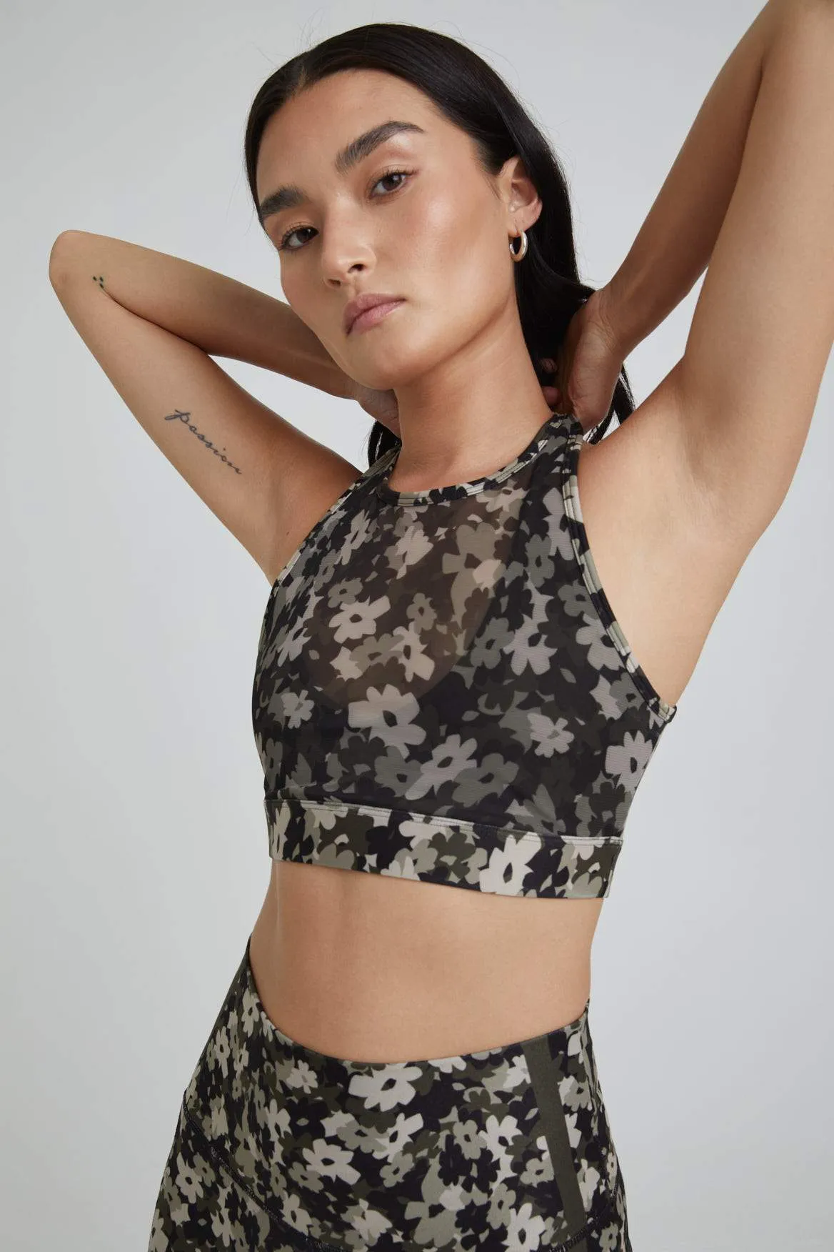 Noa Crossback Bra Botanical Olive