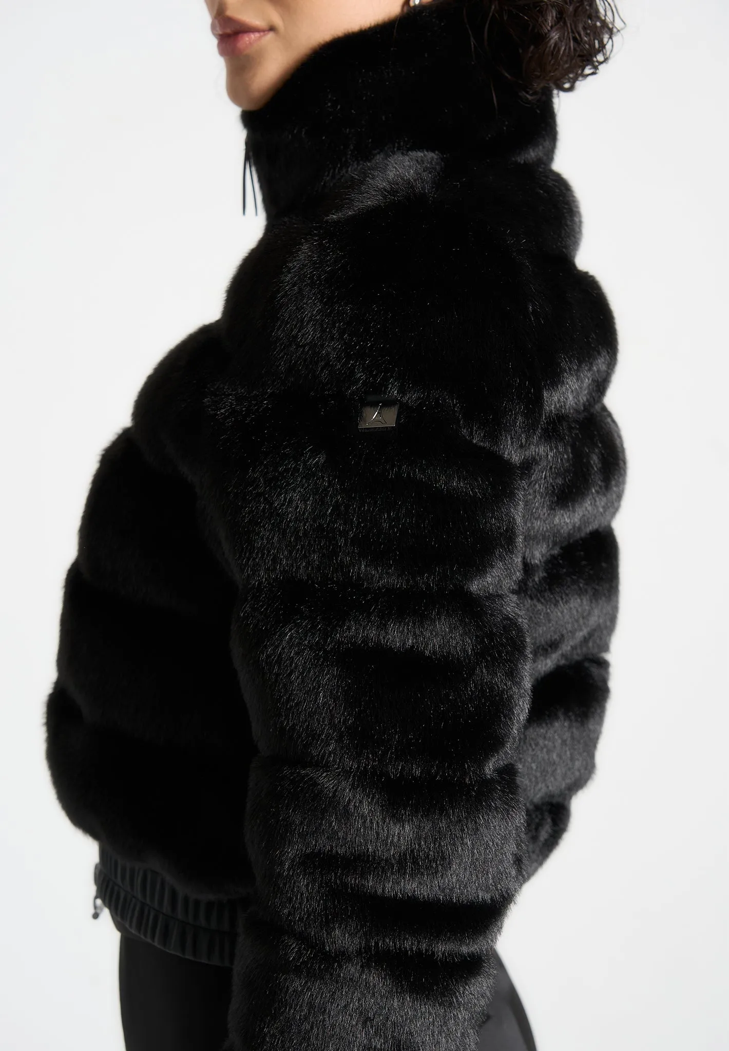 Plush Ribbed Jacket with Neck Scarf - Black