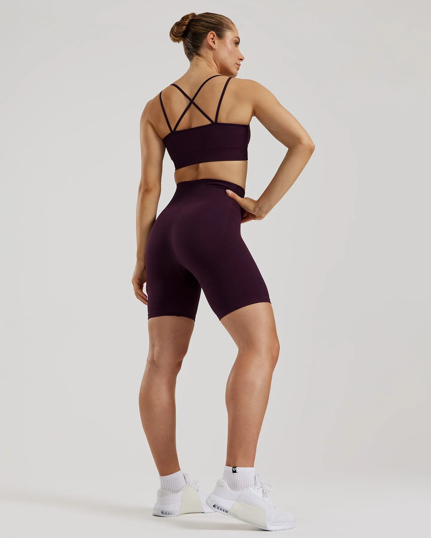 Power Seamless Sports Bra | Midnight Plum