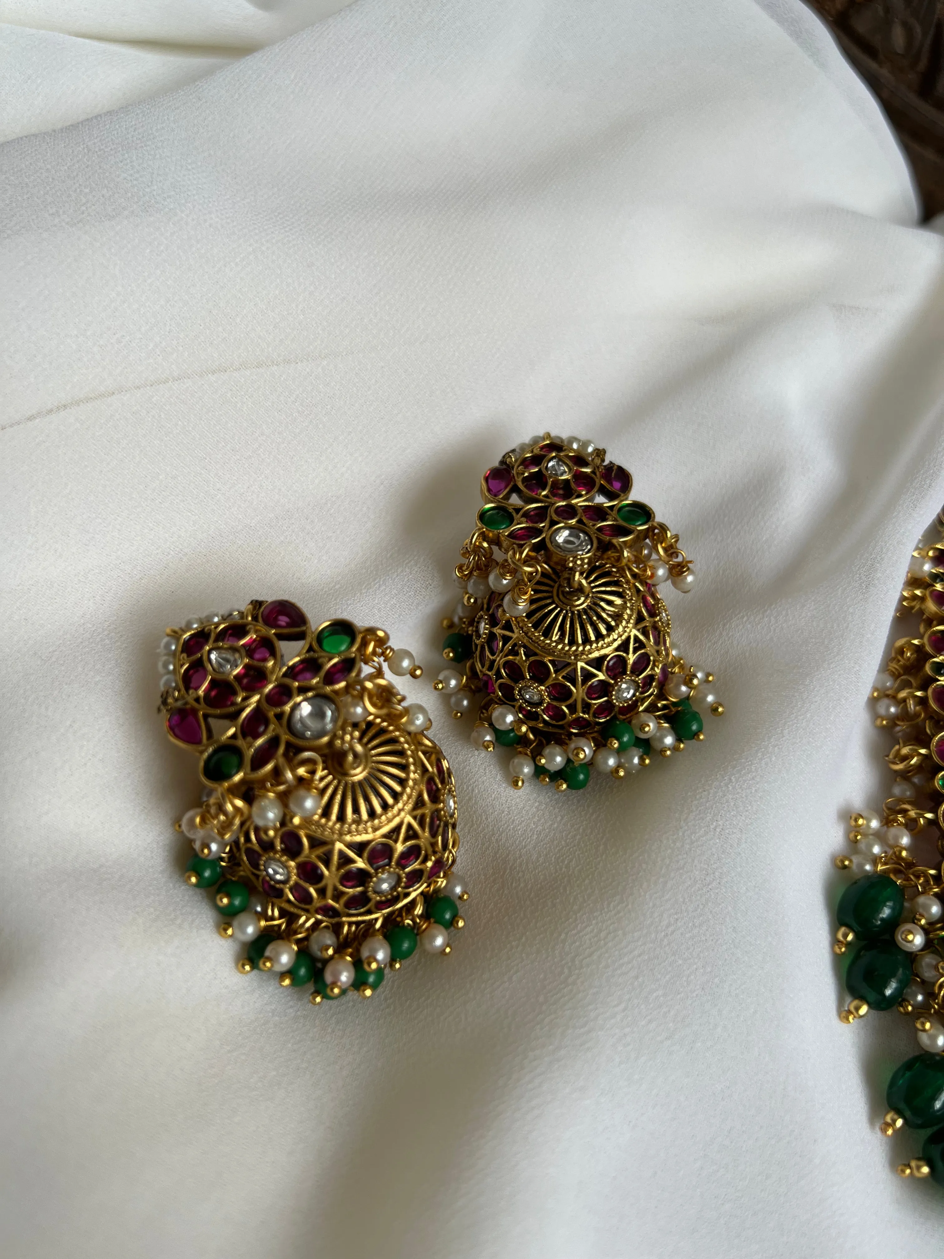 Premium kemp regal necklace with Jhumkas